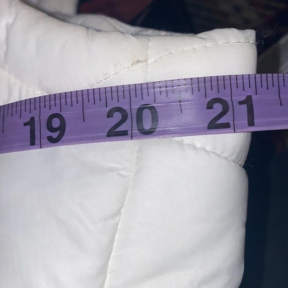 Wind River Vintage White Puffer Vest Size M - Picture 6 of 11